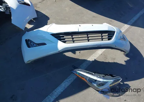 2016 Hyundai Elantra Value Edition z USA, uszkodzony, nr VIN 5NPDH4AE6GH672797